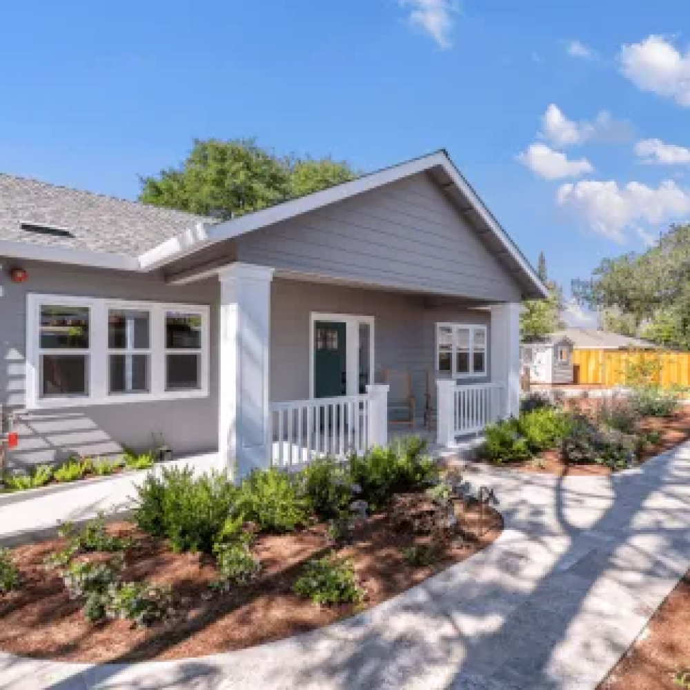 68b7ccbe39b1de7979e8d87e